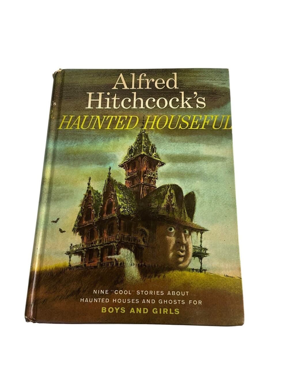 Alfred Hitchcock's Haunted Houseful Hardcover